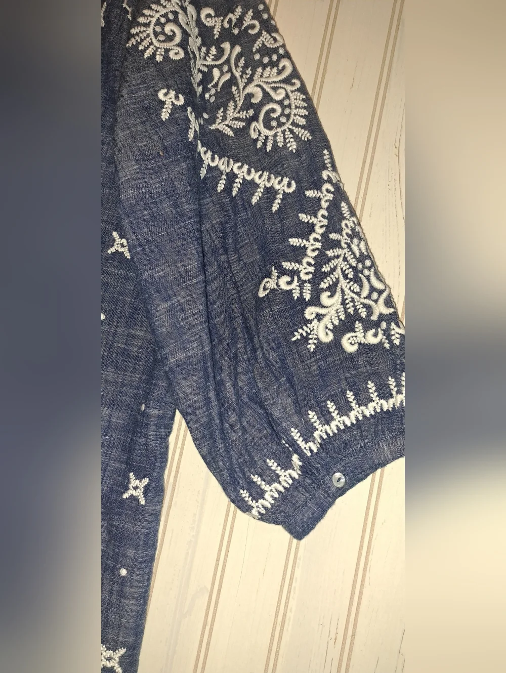 Sundance Blue Embroidered Peasant Top Blouse Breathable Cotton Boho Medium - Picture 9 of 12